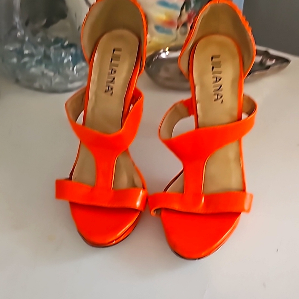Liliana Designer Shoes, High Heel Open Toe, Orange, Sz 8, 5"Heel, Semi Plateford